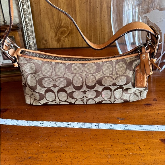 Vintage Coach Signature East West Baguette shoulder bag - Picture 6 of 8